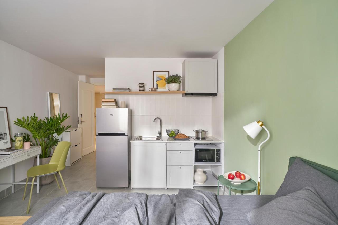 M Village Living Cuu Long 3*